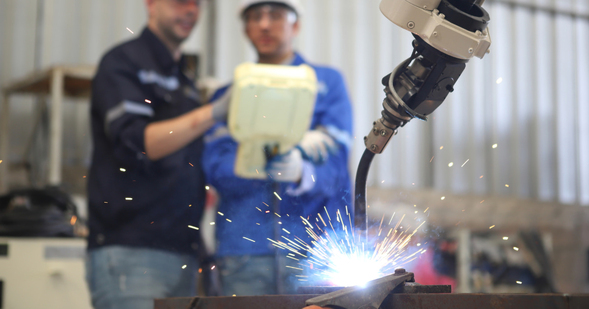 Manufacturing equipment