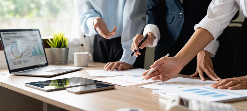 B2B Marketing partner meeting to review strategies