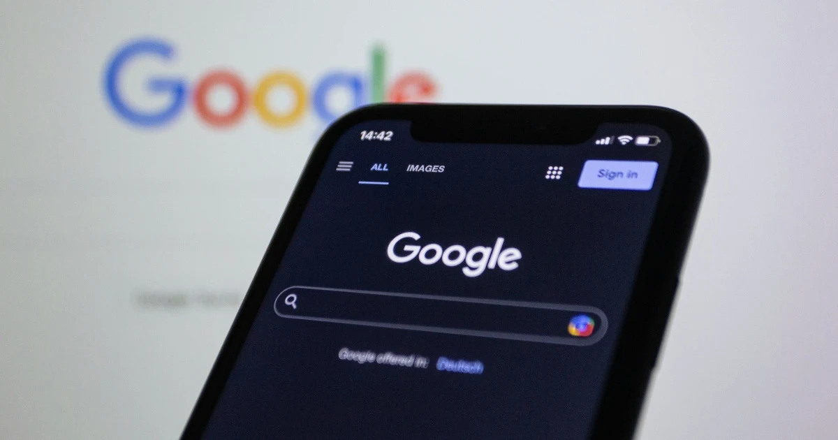 paid-search-ppc-google-ads-marketing-mobile Paid search PPC Google Ads on a mobile device